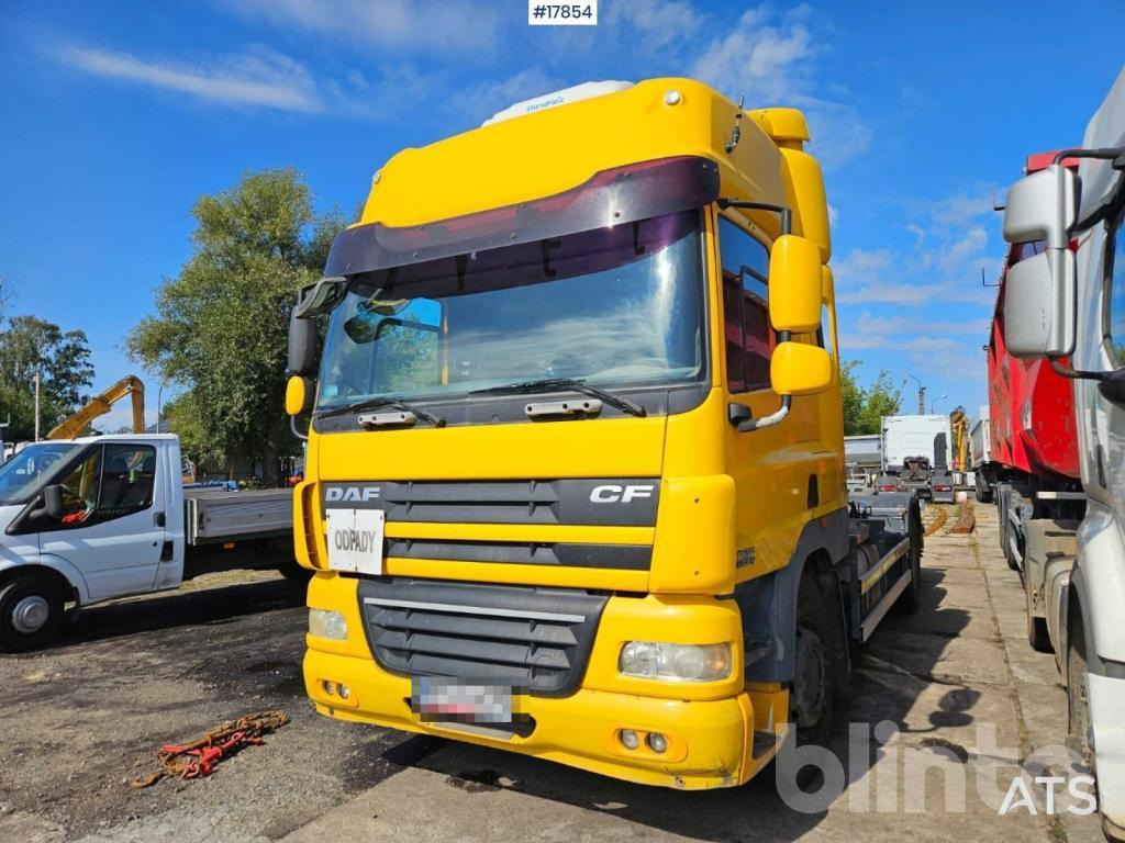 DAF CF 85.410 (2009) - Kamion sa hidrauličnom kukom: slika 1 DAF CF 85.410 (2009) - Kamion sa hidrauličnom kukom: slika 1