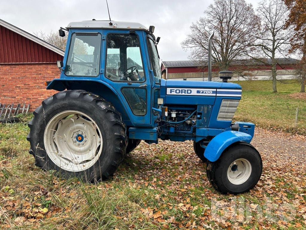 FORD 7700 - Traktor: slika 4 FORD 7700 - Traktor: slika 4