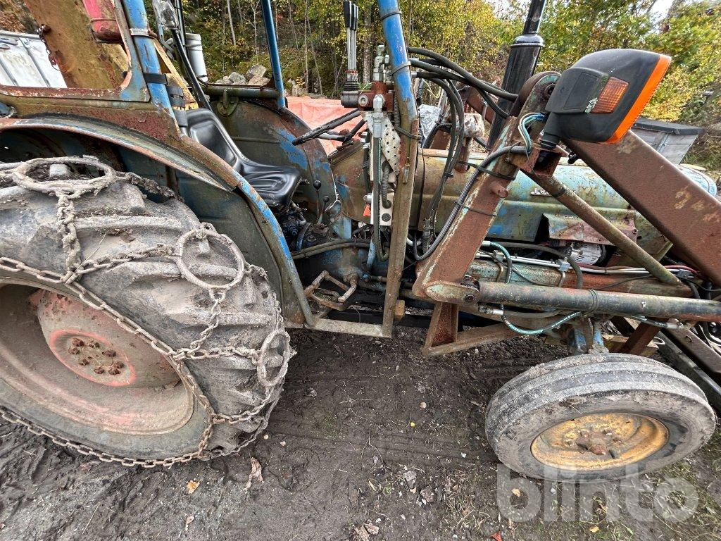 FORD DEXTA SUPER - Traktor: slika 5 FORD DEXTA SUPER - Traktor: slika 5