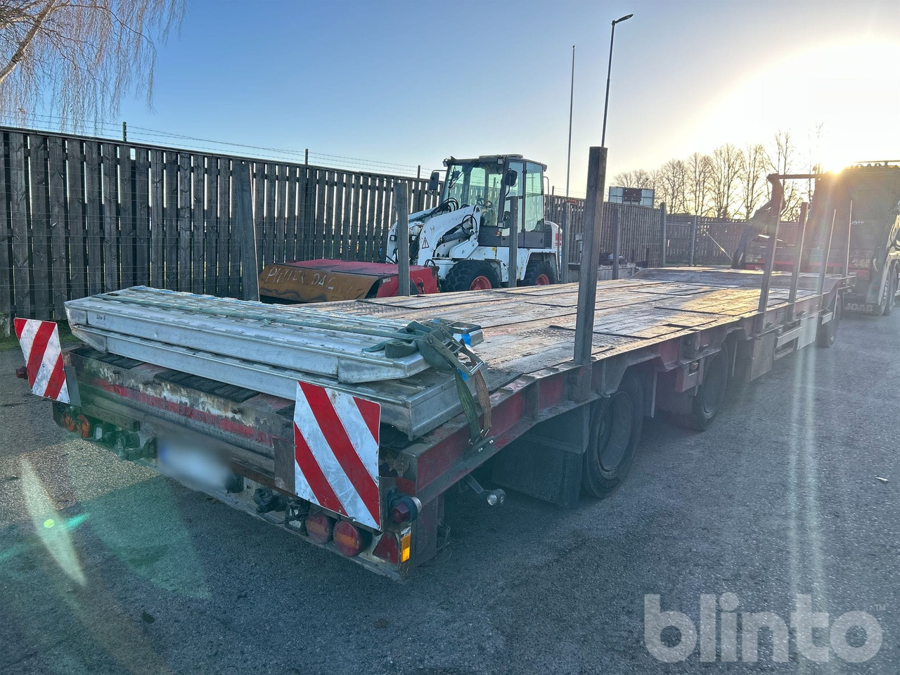 GOLDHOFER TU-L 3-24/80 - Nybesiktigad! - Plato prikolica: slika 3 GOLDHOFER TU-L 3-24/80 - Nybesiktigad! - Plato prikolica: slika 3