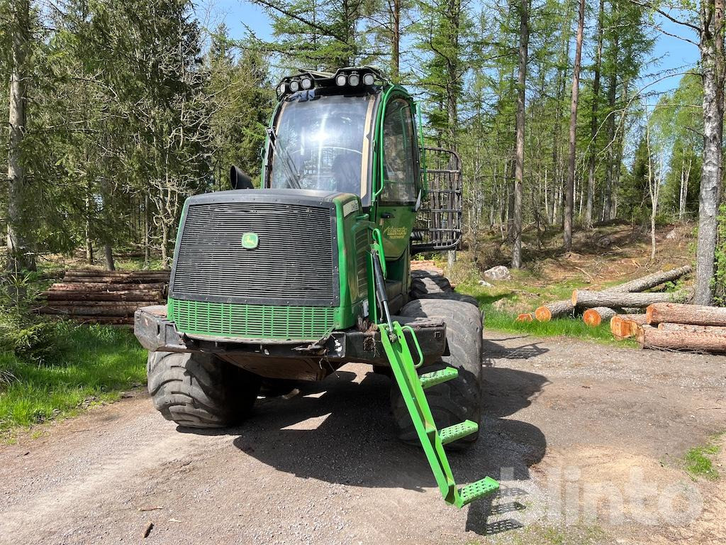 JOHN DEERE 1110E - Prevoznik: slika 2 JOHN DEERE 1110E - Prevoznik: slika 2