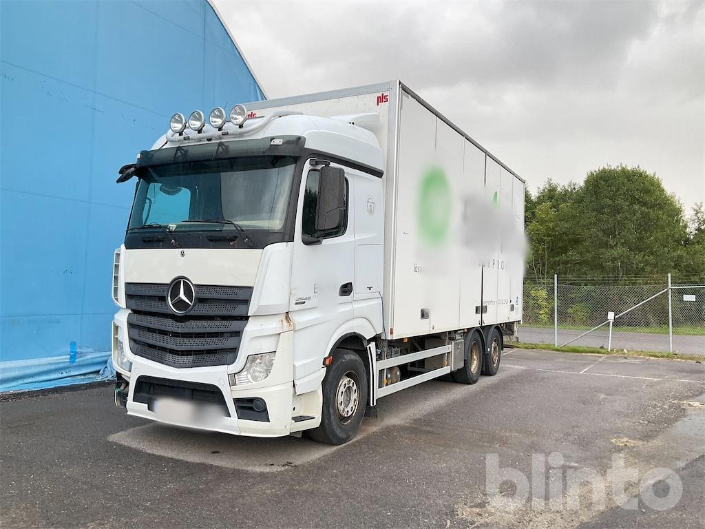 MERCEDES-BENZ 963-0-C - Kamion: slika 1 MERCEDES-BENZ 963-0-C - Kamion: slika 1