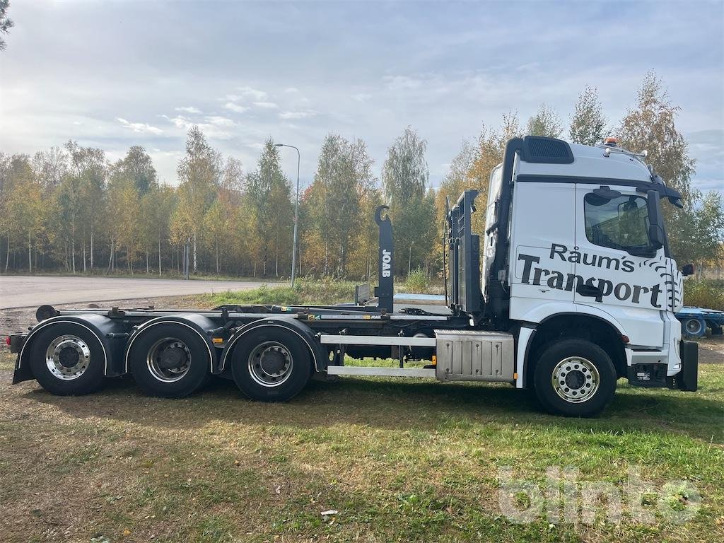 MERCEDES-BENZ Arocs 3251 8x4 - Kamion sa hidrauličnom kukom: slika 4 MERCEDES-BENZ Arocs 3251 8x4 - Kamion sa hidrauličnom kukom: slika 4