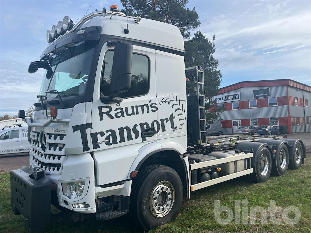 MERCEDES-BENZ Arocs 3251 8x4 - Kamion sa hidrauličnom kukom: slika 3 MERCEDES-BENZ Arocs 3251 8x4 - Kamion sa hidrauličnom kukom: slika 3