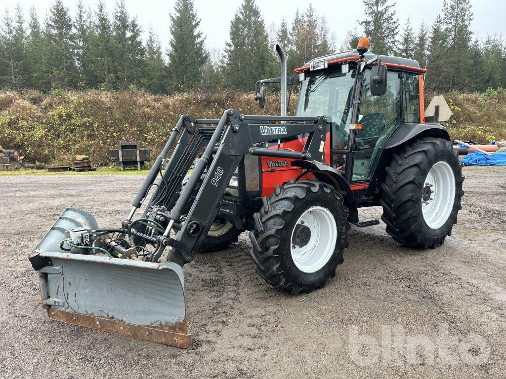VALTRA A85-4 - Traktor: slika 1 VALTRA A85-4 - Traktor: slika 1
