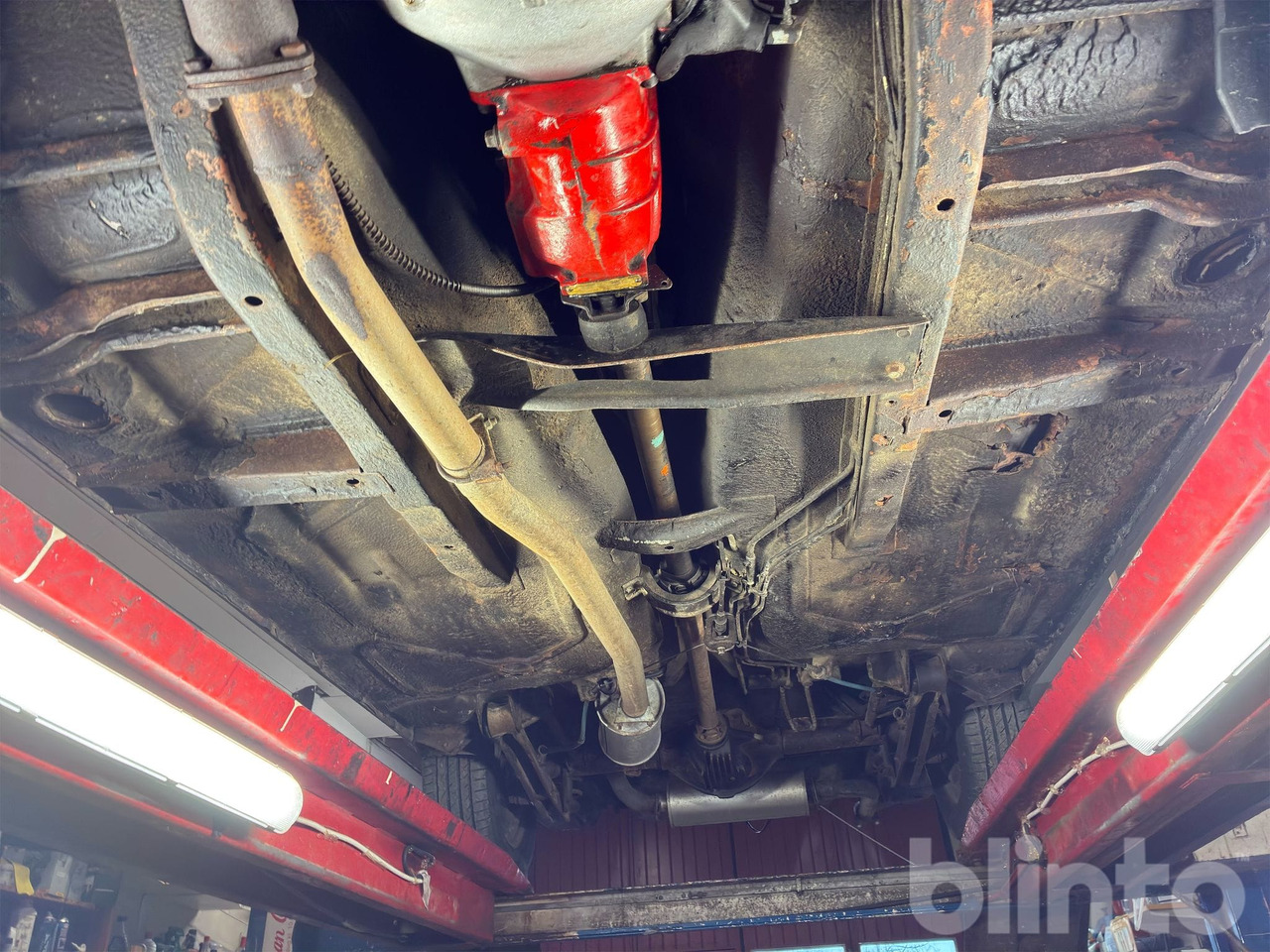 Automobil VOLVO 1443341 Y: slika 38