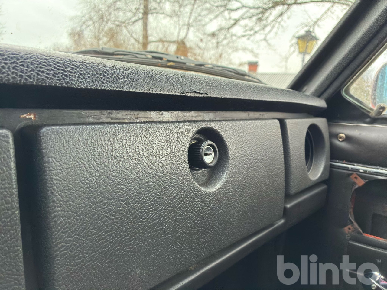 Automobil VOLVO 1443341 Y: slika 35