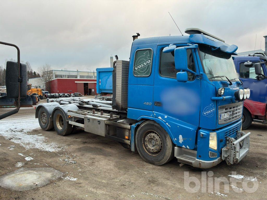 VOLVO FH 420 6*2 - Kamion sa hidrauličnom kukom: slika 3 VOLVO FH 420 6*2 - Kamion sa hidrauličnom kukom: slika 3