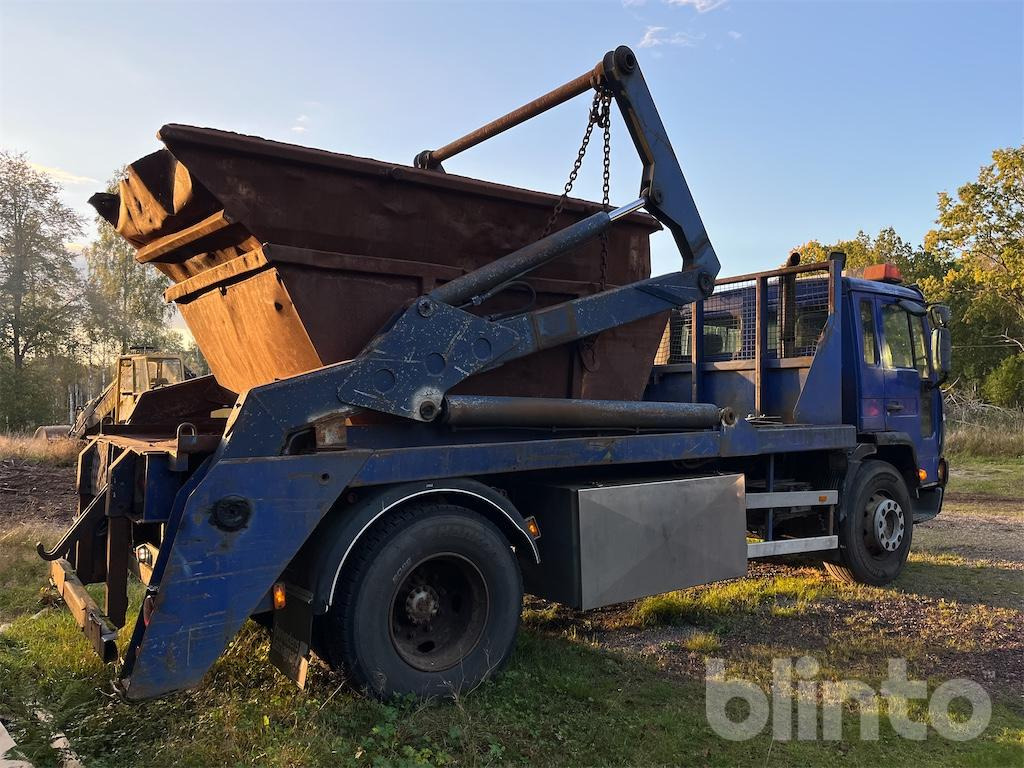 VOLVO FL6 E 4*2 - Kamion za utovaranje kontejnera: slika 5 VOLVO FL6 E 4*2 - Kamion za utovaranje kontejnera: slika 5