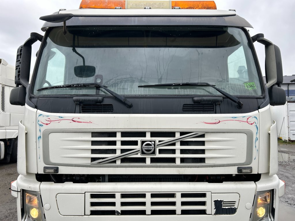 VOLVO FM 400 6X2 - Kamion sa hidrauličnom kukom: slika 2 VOLVO FM 400 6X2 - Kamion sa hidrauličnom kukom: slika 2