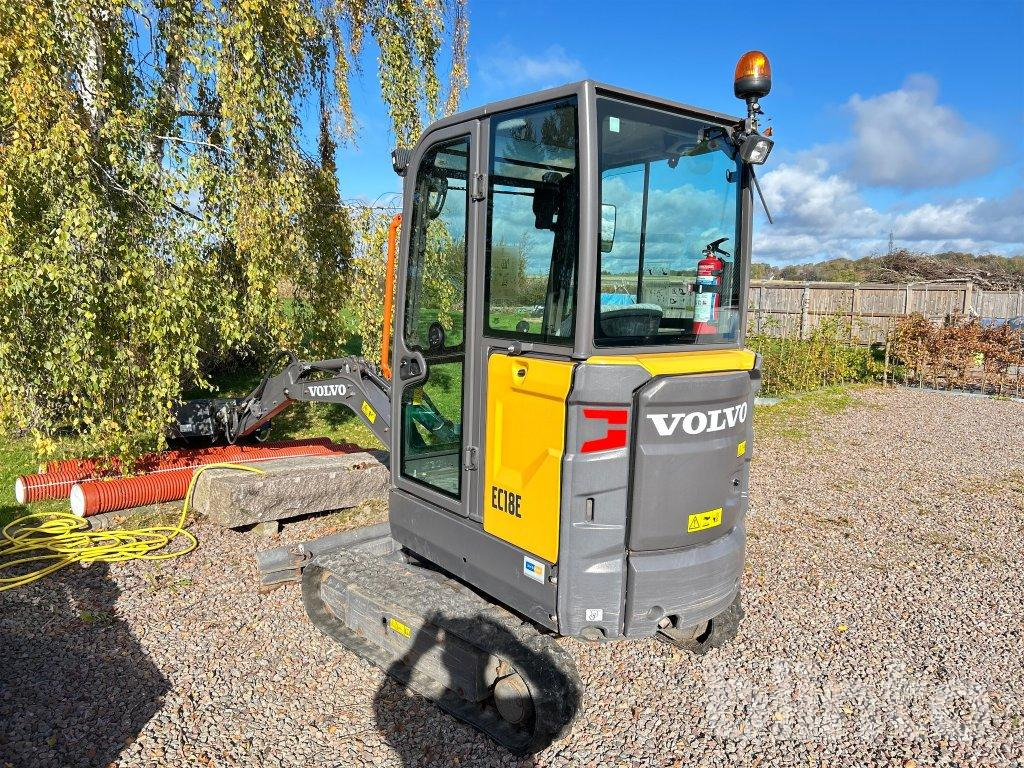 Volvo EC18 E - Mini bager: slika 2 Volvo EC18 E - Mini bager: slika 2