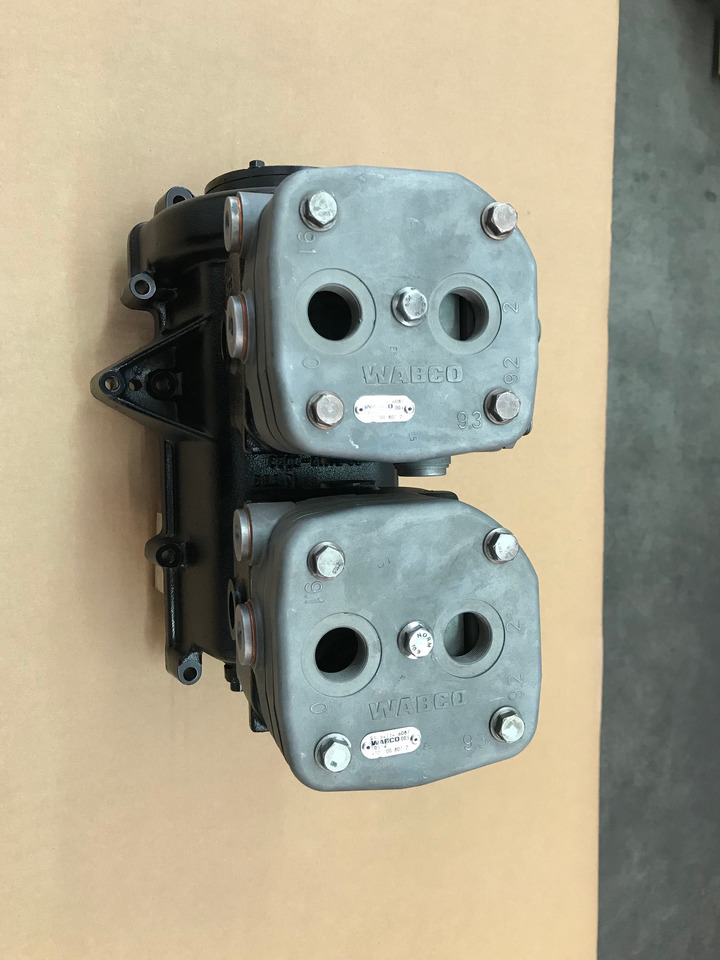 Kompresor za vazduh COMPRESSORE ARIA BICILINDRICO RAFFREDDATO AD ACQUA - MAN 51541007190: slika 6