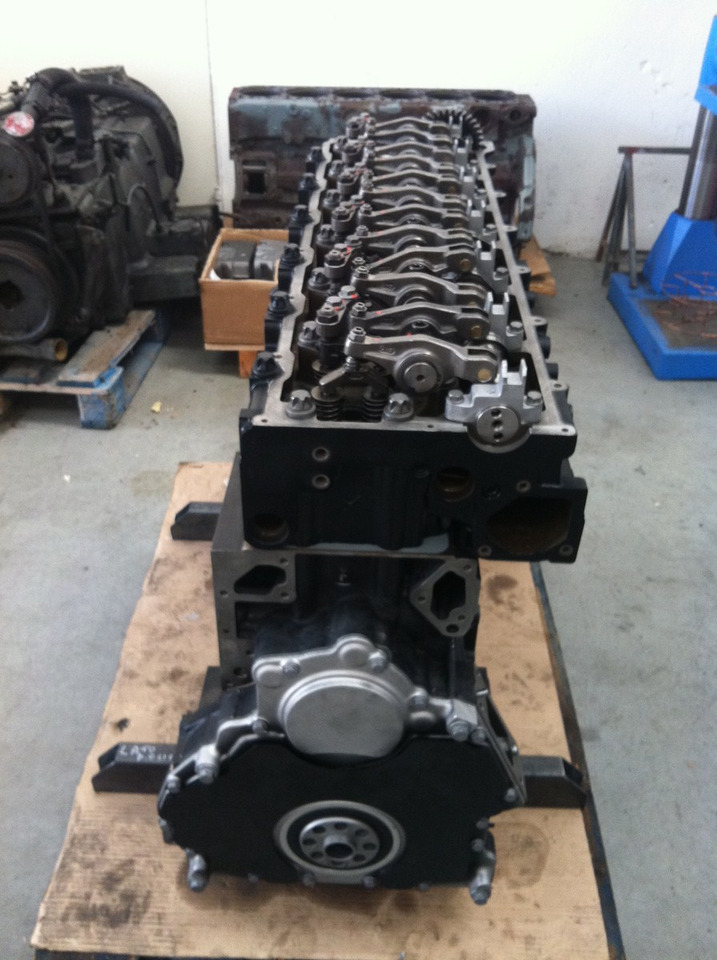 Motor MOTORE MAN D2066LOH07 - 400CV - EURO 4: slika 6