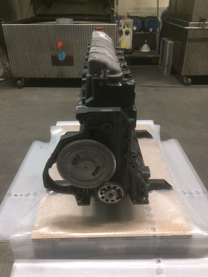 MOTORE MAN D2876LE201 / D2876LE202 / D2876LE203 - stazionario / industriale - Motor: slika 1 MOTORE MAN D2876LE201 / D2876LE202 / D2876LE203 - stazionario / industriale - Motor: slika 1