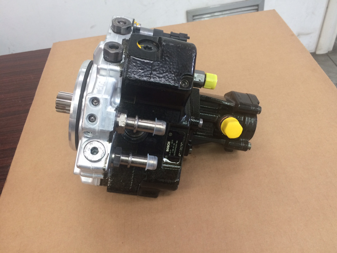 POMPA CARBURANTE ALTA PRESSIONE CP3.4+ / MOTORI MAN D2066 - D2676 - Pumpa za gorivo za Kamion: slika 4 POMPA CARBURANTE ALTA PRESSIONE CP3.4+ / MOTORI MAN D2066 - D2676 - Pumpa za gorivo za Kamion: slika 4