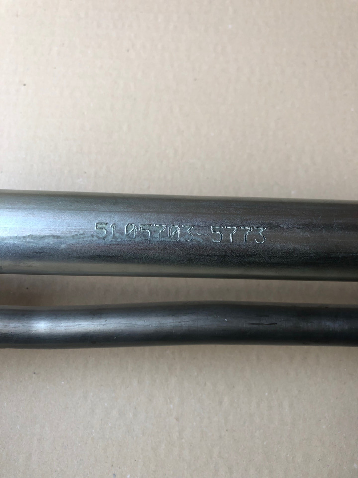 TUBO ASPIRAZIONE OLIO MAN 51057035773 - Motor i delovi za Kamion: slika 2 TUBO ASPIRAZIONE OLIO MAN 51057035773 - Motor i delovi za Kamion: slika 2