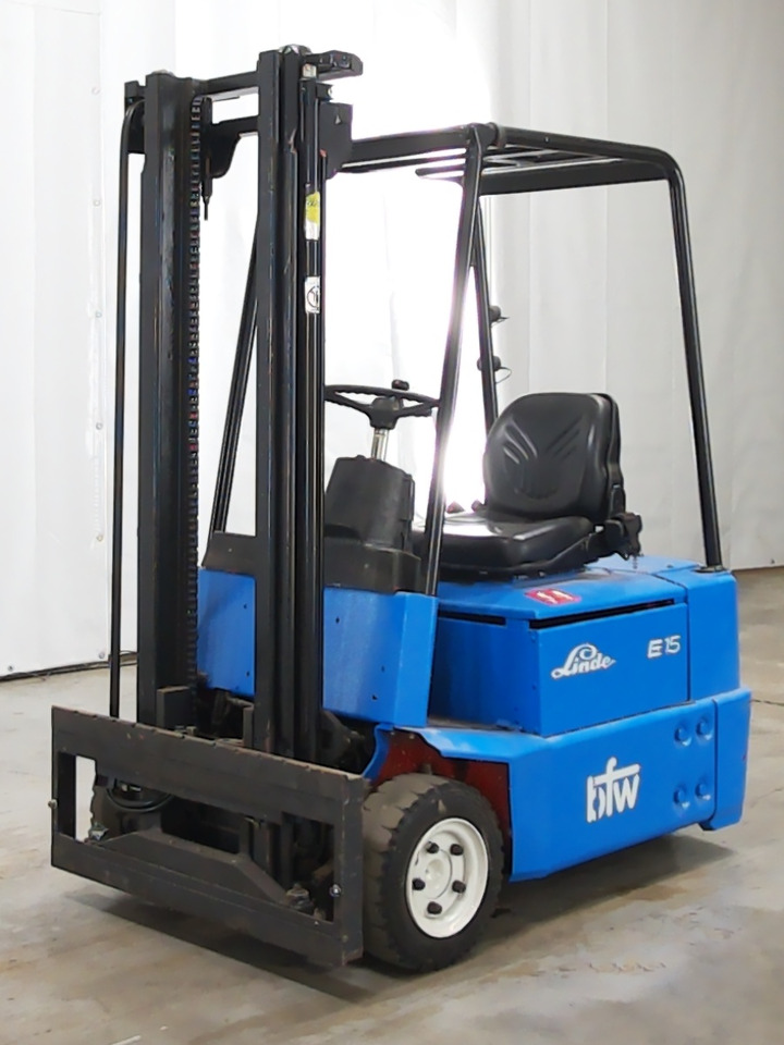 Linde E15 - Električni viljuškar: slika 1 Linde E15 - Električni viljuškar: slika 1