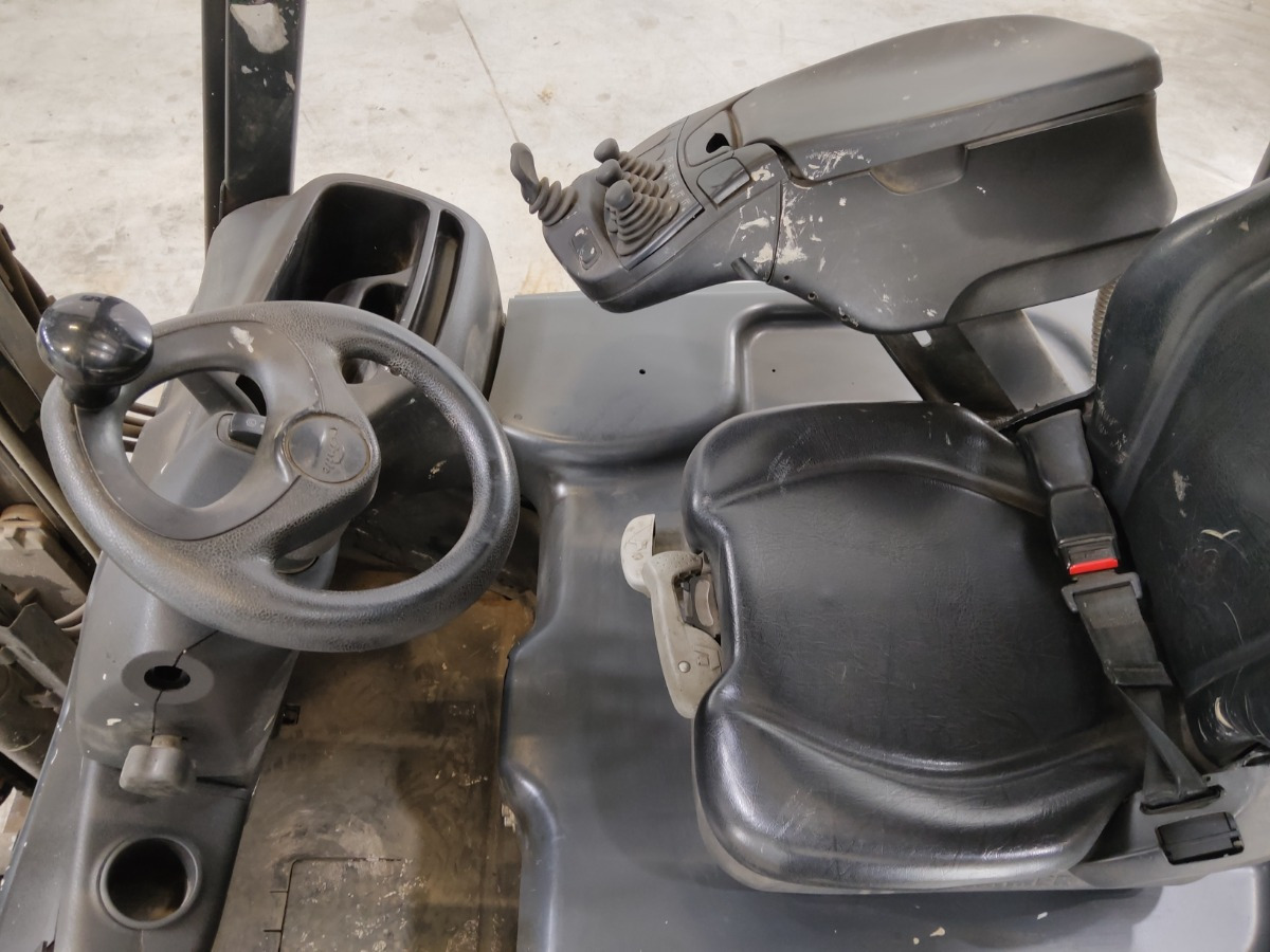 Linde E16-02 - Električni viljuškar: slika 3 Linde E16-02 - Električni viljuškar: slika 3