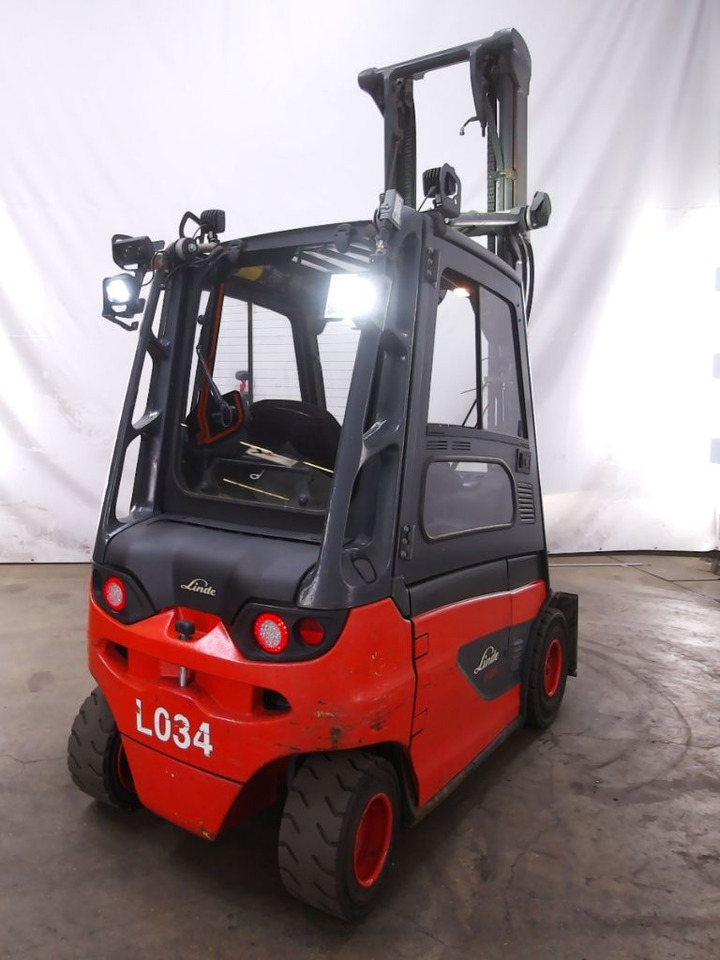 Linde E25-01 - Električni viljuškar: slika 2 Linde E25-01 - Električni viljuškar: slika 2