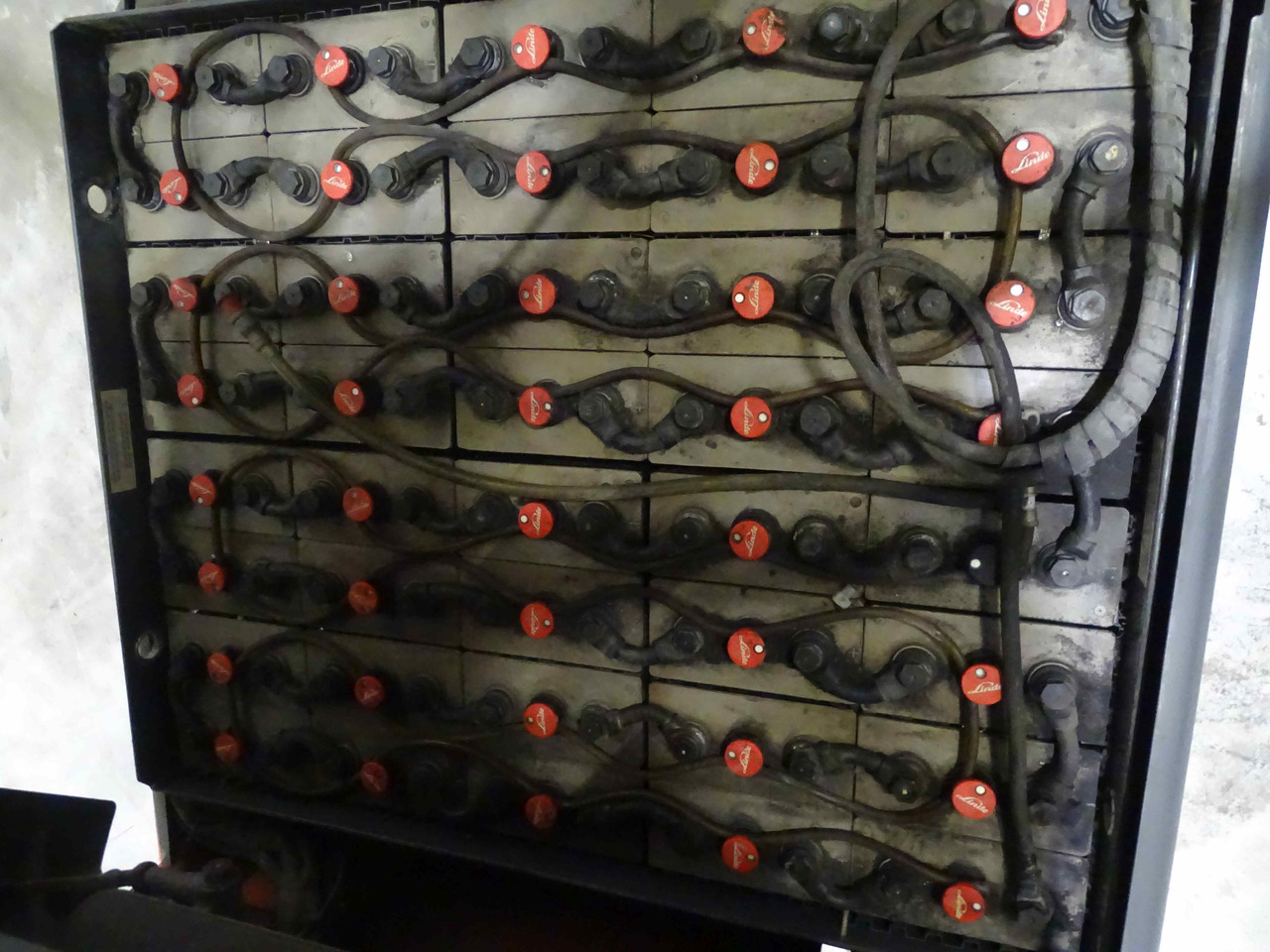 Linde E25L-01 - Električni viljuškar: slika 4 Linde E25L-01 - Električni viljuškar: slika 4