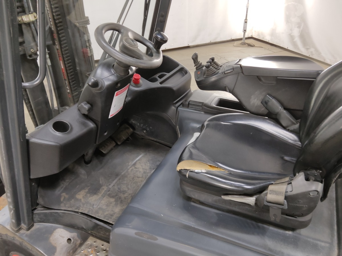 Linde E30L-01 - Električni viljuškar: slika 3 Linde E30L-01 - Električni viljuškar: slika 3