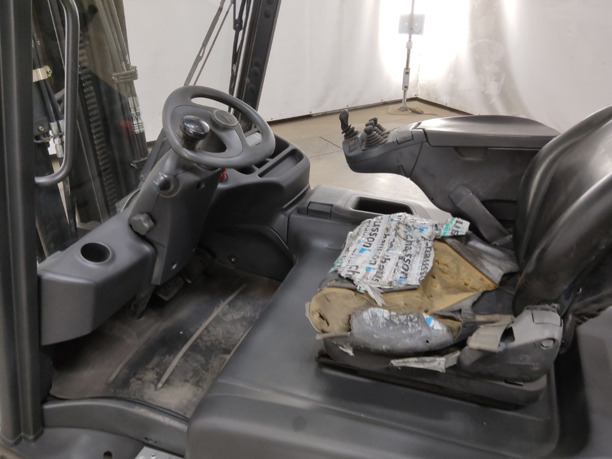 Linde E30L-01 - Električni viljuškar: slika 3 Linde E30L-01 - Električni viljuškar: slika 3
