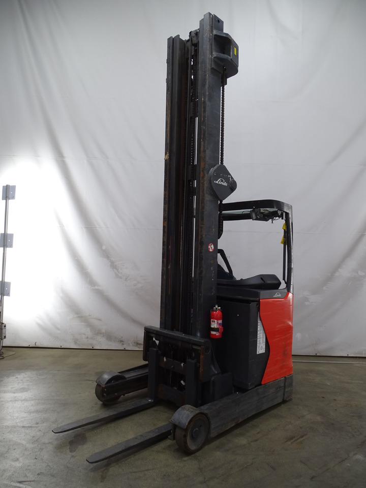 Linde R16HD-01 - Regalni viljuškar: slika 1 Linde R16HD-01 - Regalni viljuškar: slika 1