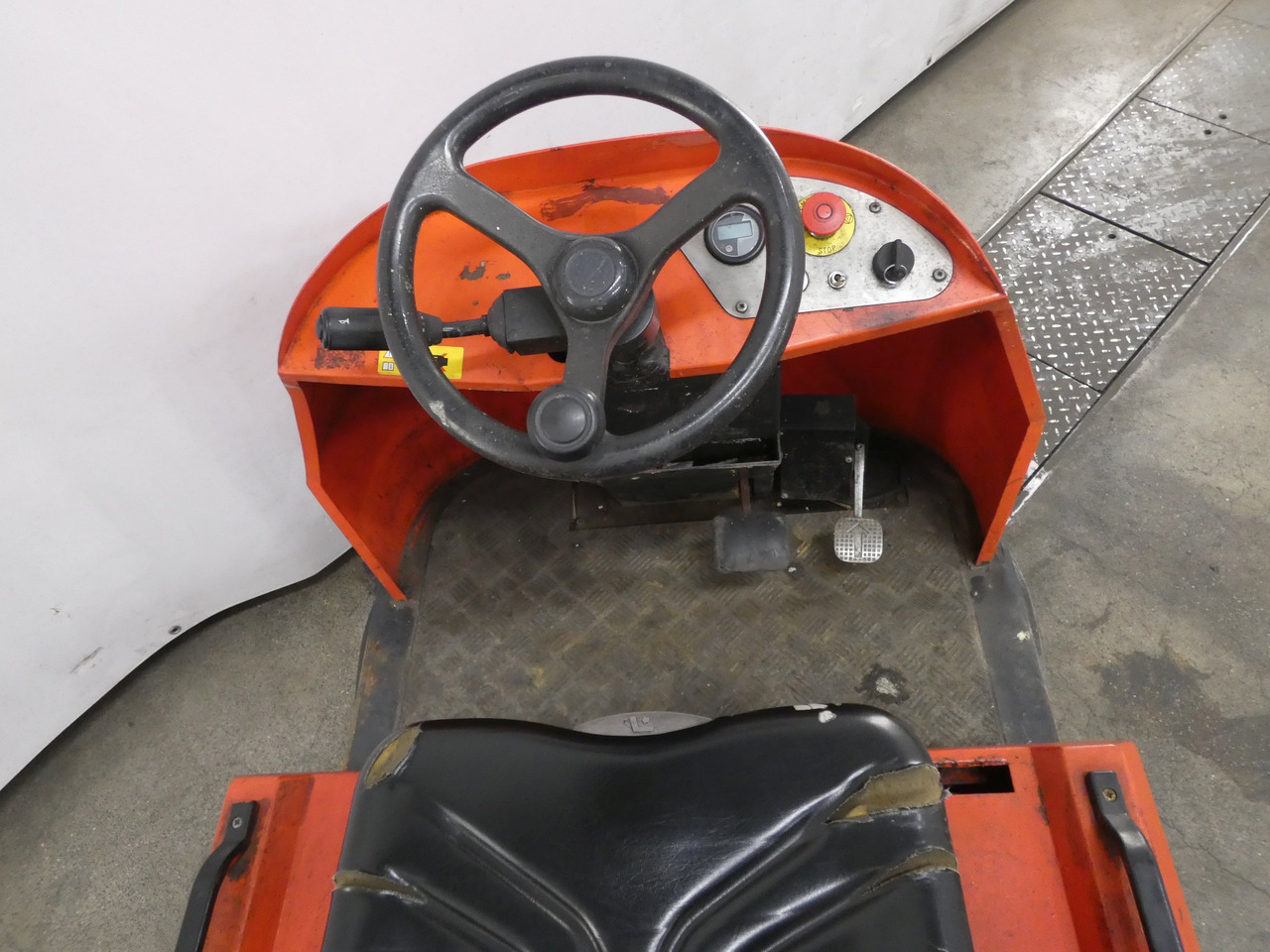 Linde T800 - Vučno vozilo: slika 3 Linde T800 - Vučno vozilo: slika 3