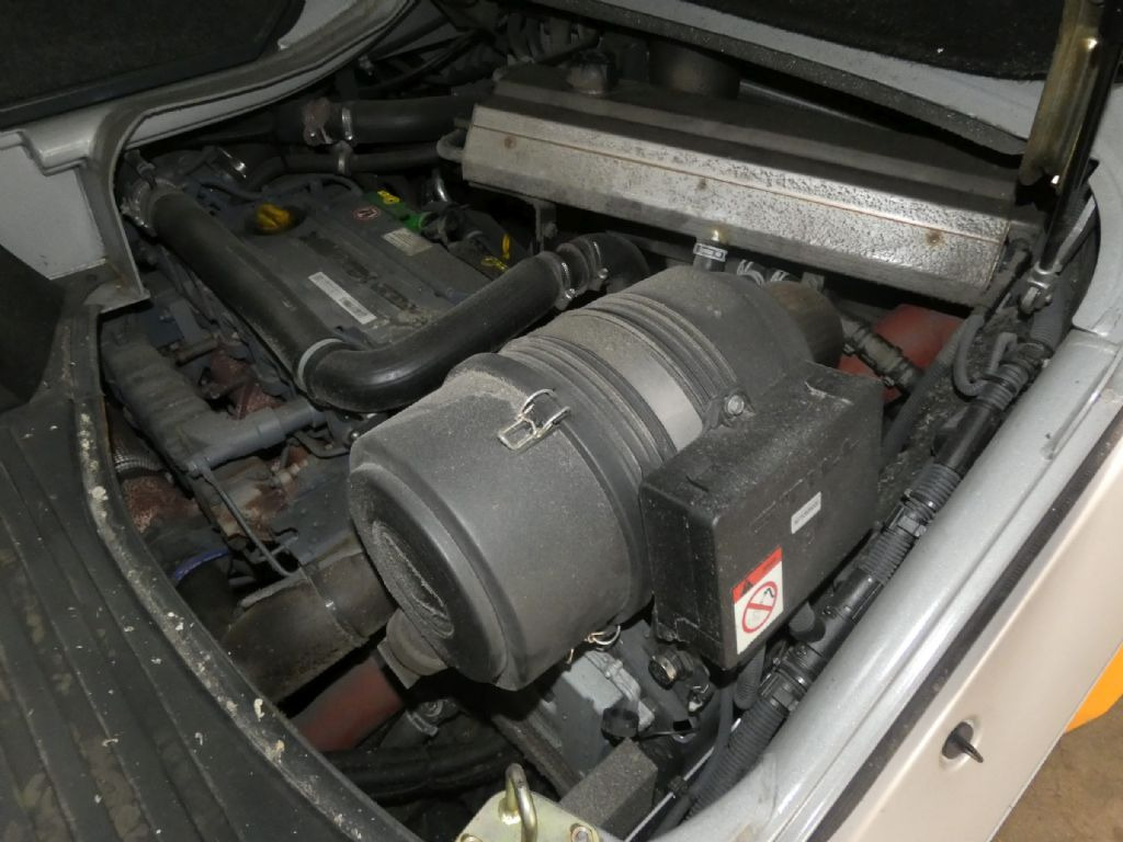 Still RX70-80/900 - Dizel viljuškar: slika 4 Still RX70-80/900 - Dizel viljuškar: slika 4