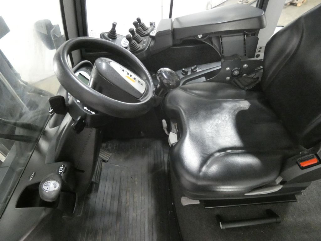 Still RX70-80/900 - Dizel viljuškar: slika 3 Still RX70-80/900 - Dizel viljuškar: slika 3