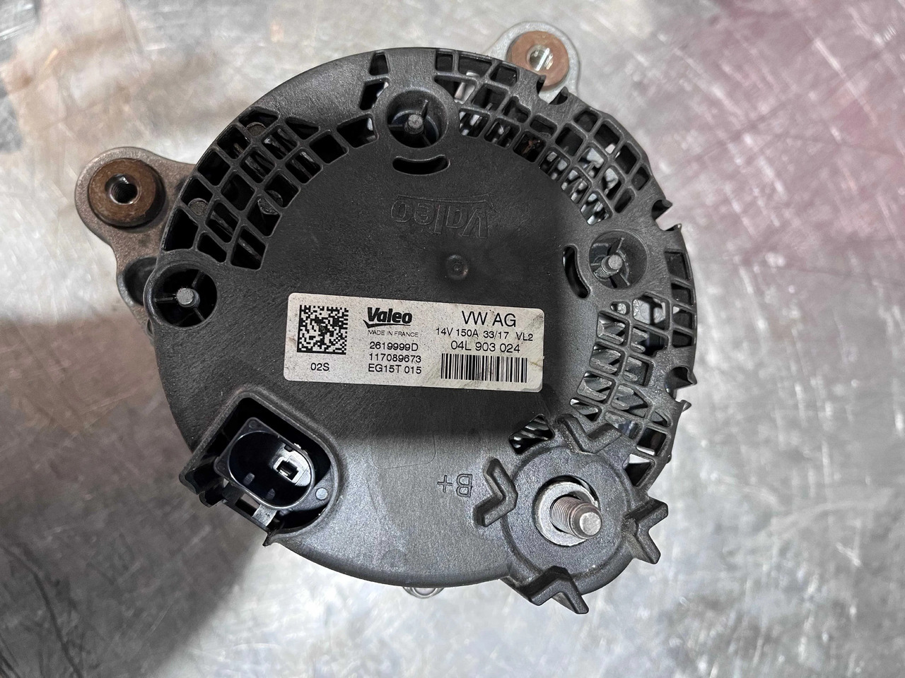 AUDI Starter 04L903024 - Elektropokretač: slika 1 AUDI Starter 04L903024 - Elektropokretač: slika 1