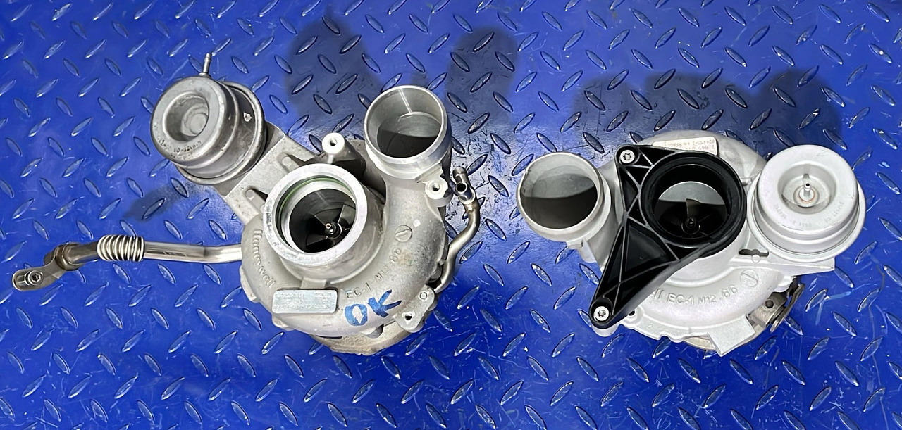 BMW Turbocharger S63N/R 4.4L V8 7849045+7849044 (SET) - Turbo: slika 1 BMW Turbocharger S63N/R 4.4L V8 7849045+7849044 (SET) - Turbo: slika 1