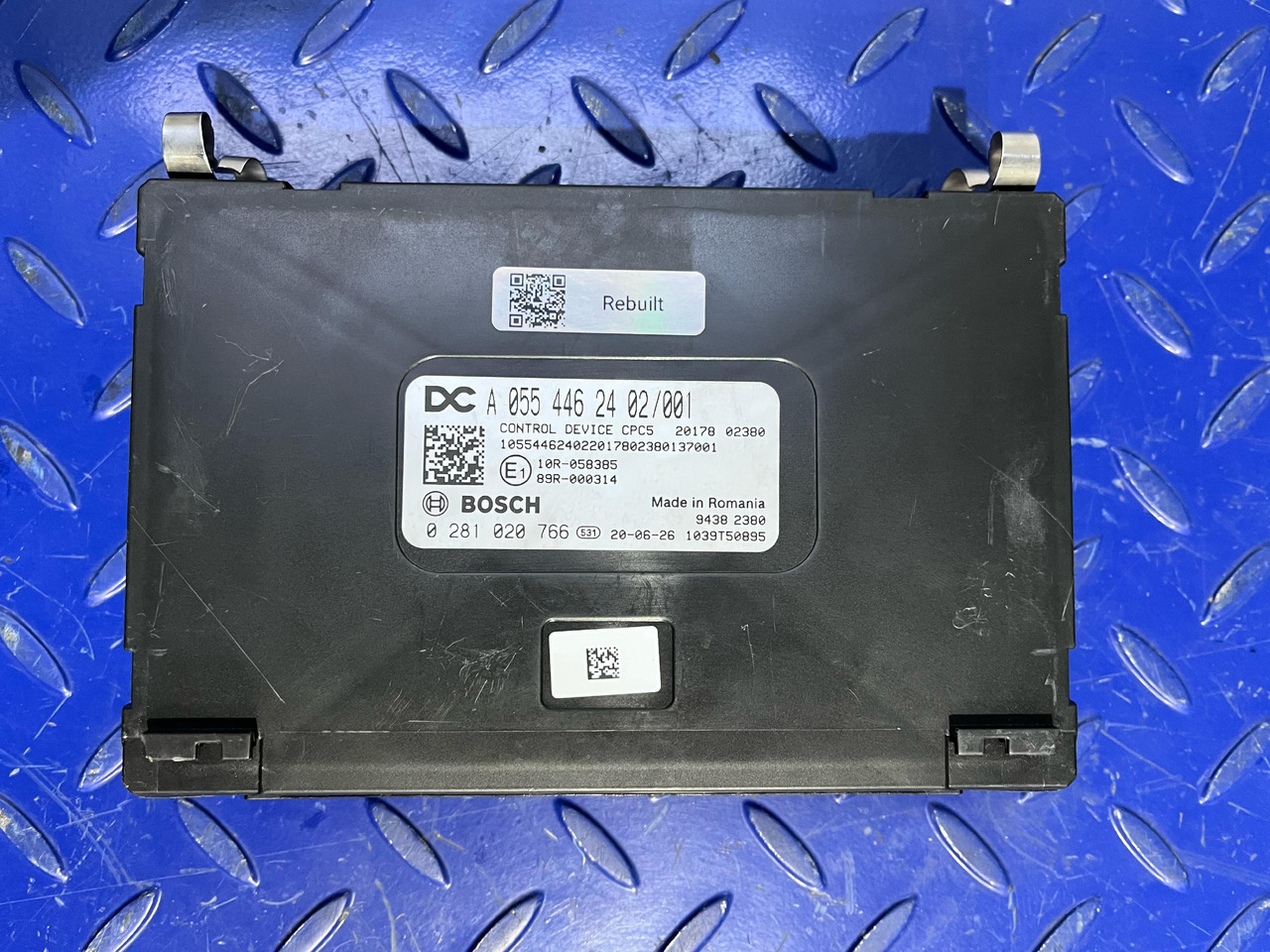 BOSCH CPC5 ECU A0554462402 - Upravljačka jedinica: slika 1 BOSCH CPC5 ECU A0554462402 - Upravljačka jedinica: slika 1