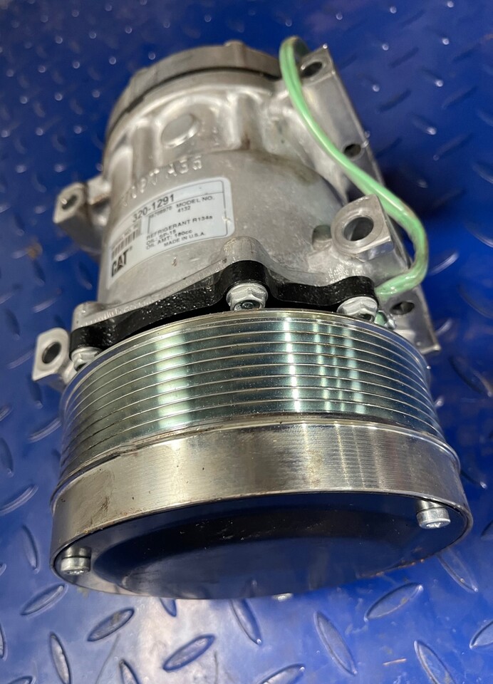 CATERPILLAR AC Clima compressor 320-1291 - Kompresor klima uređaja za Građevinska mašina: slika 4 CATERPILLAR AC Clima compressor 320-1291 - Kompresor klima uređaja za Građevinska mašina: slika 4