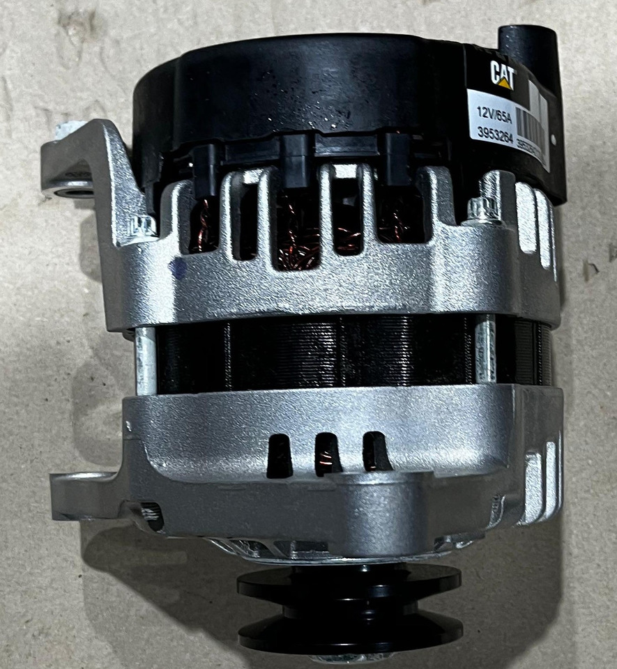 CATERPILLAR - Alternator za Građevinska mašina: slika 1 CATERPILLAR - Alternator za Građevinska mašina: slika 1