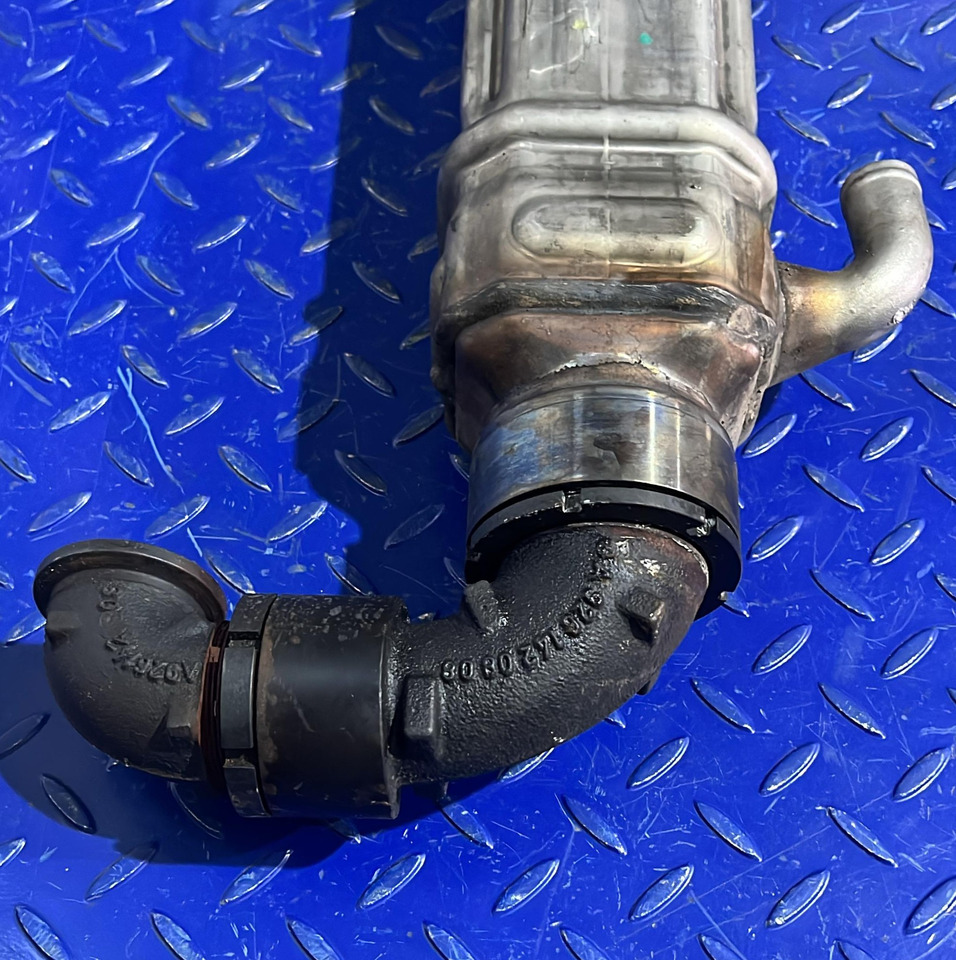 Mercedes Benz /DETROIT EGR OM926 A9261420679 (A9261420379) - EGR hladnjak: slika 4 Mercedes Benz /DETROIT EGR OM926 A9261420679 (A9261420379) - EGR hladnjak: slika 4