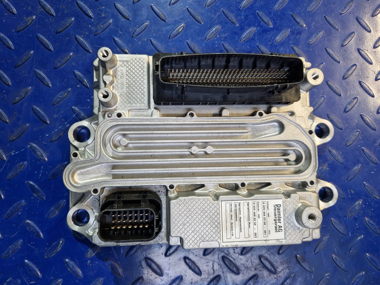 Mercedes Benz Actros MP4 ACM2.1 control unit A0004466754 - Rezervni deo za Druga mašina: slika 1 Mercedes Benz Actros MP4 ACM2.1 control unit A0004466754 - Rezervni deo za Druga mašina: slika 1