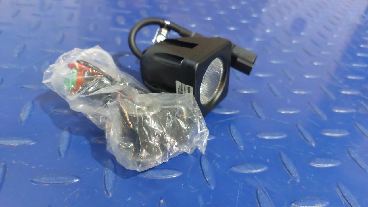 WELDEX-1040S Far lumina de lucru - Prednja svetla za Građevinska mašina: slika 3 WELDEX-1040S Far lumina de lucru - Prednja svetla za Građevinska mašina: slika 3