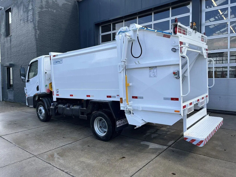 Mercedes-Benz Accelo 815 4x2 Garbage Compactor (2 units) Accelo 815 4x2 Garbage Compactor (2 units) - Kamion za smeće: slika 3 Mercedes-Benz Accelo 815 4x2 Garbage Compactor (2 units) Accelo 815 4x2 Garbage Compactor (2 units) - Kamion za smeće: slika 3