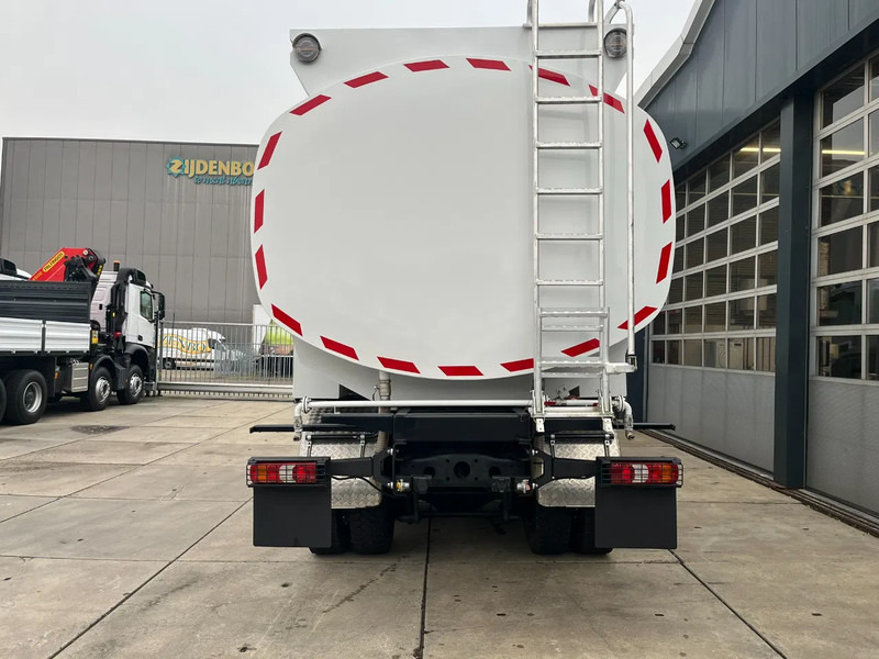 Mercedes-Benz Axor 3344 6x4 Water Tank Truck - Kamion cisterna: slika 5 Mercedes-Benz Axor 3344 6x4 Water Tank Truck - Kamion cisterna: slika 5