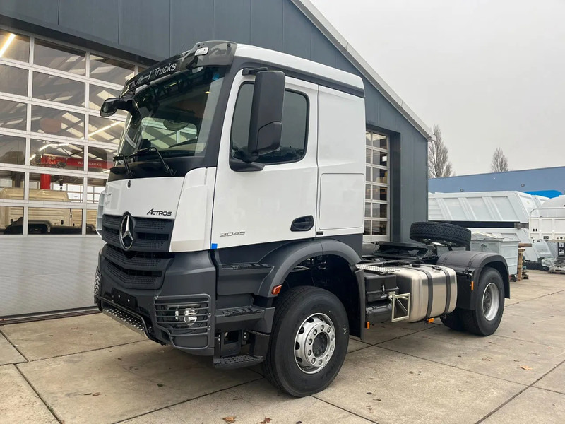Mercedes-Benz Actros 2045 S 4x2 Tractor Head - Tegljač: slika 1 Mercedes-Benz Actros 2045 S 4x2 Tractor Head - Tegljač: slika 1