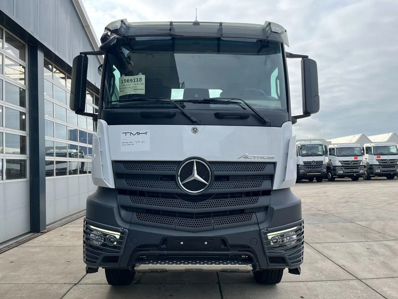 Mercedes-Benz Actros 3340 S 6x4 Tractor Head - Tegljač: slika 4 Mercedes-Benz Actros 3340 S 6x4 Tractor Head - Tegljač: slika 4