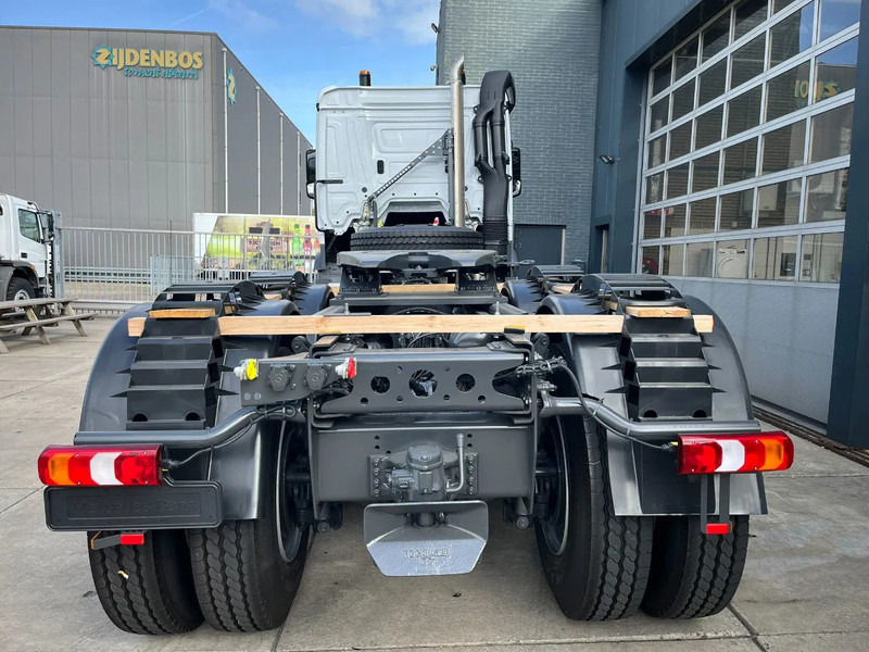 Mercedes-Benz Arocs 4058 AS 6x6 Tractor Head 180T Push Pull EURO-5 - Tegljač: slika 5 Mercedes-Benz Arocs 4058 AS 6x6 Tractor Head 180T Push Pull EURO-5 - Tegljač: slika 5