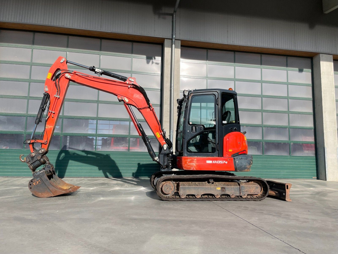 Kubota KX057-4 - Mini bager: slika 1 Kubota KX057-4 - Mini bager: slika 1