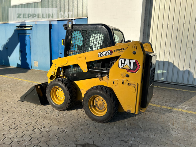 Cat 226D - Mini utovarivač: slika 2 Cat 226D - Mini utovarivač: slika 2