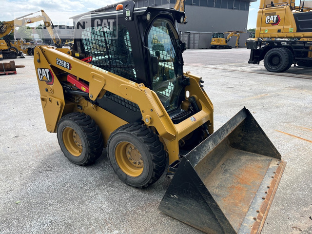 Cat 226D - Mini utovarivač: slika 4 Cat 226D - Mini utovarivač: slika 4