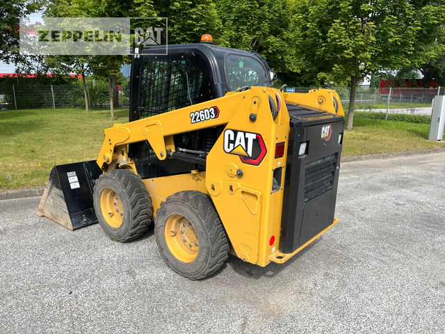 Cat 226D - Mini utovarivač: slika 2 Cat 226D - Mini utovarivač: slika 2