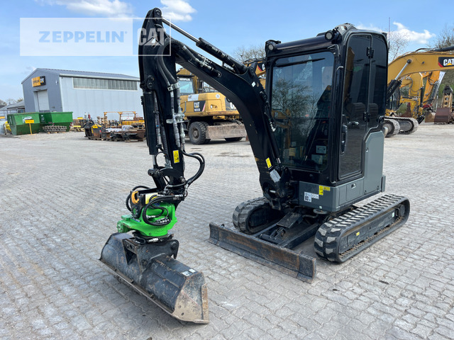 Cat 302-05A CR - Mini bager: slika 1 Cat 302-05A CR - Mini bager: slika 1