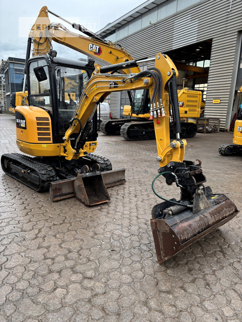 Cat 302.7D - Mini bager: slika 2 Cat 302.7D - Mini bager: slika 2