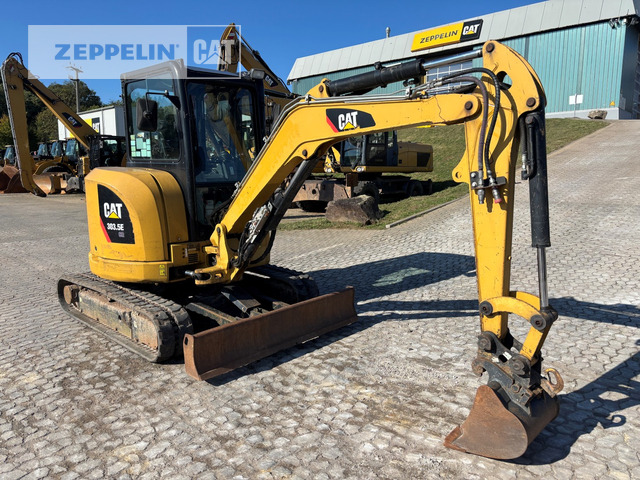 Cat 303.5ECR - Mini bager: slika 1 Cat 303.5ECR - Mini bager: slika 1